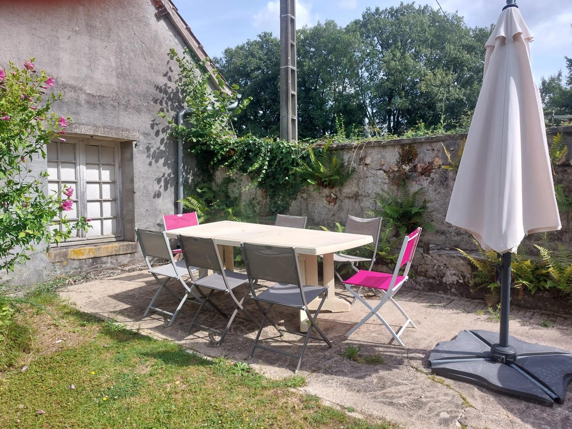 Les Anniquins Villa Ivoy-le-Pre Luaran gambar