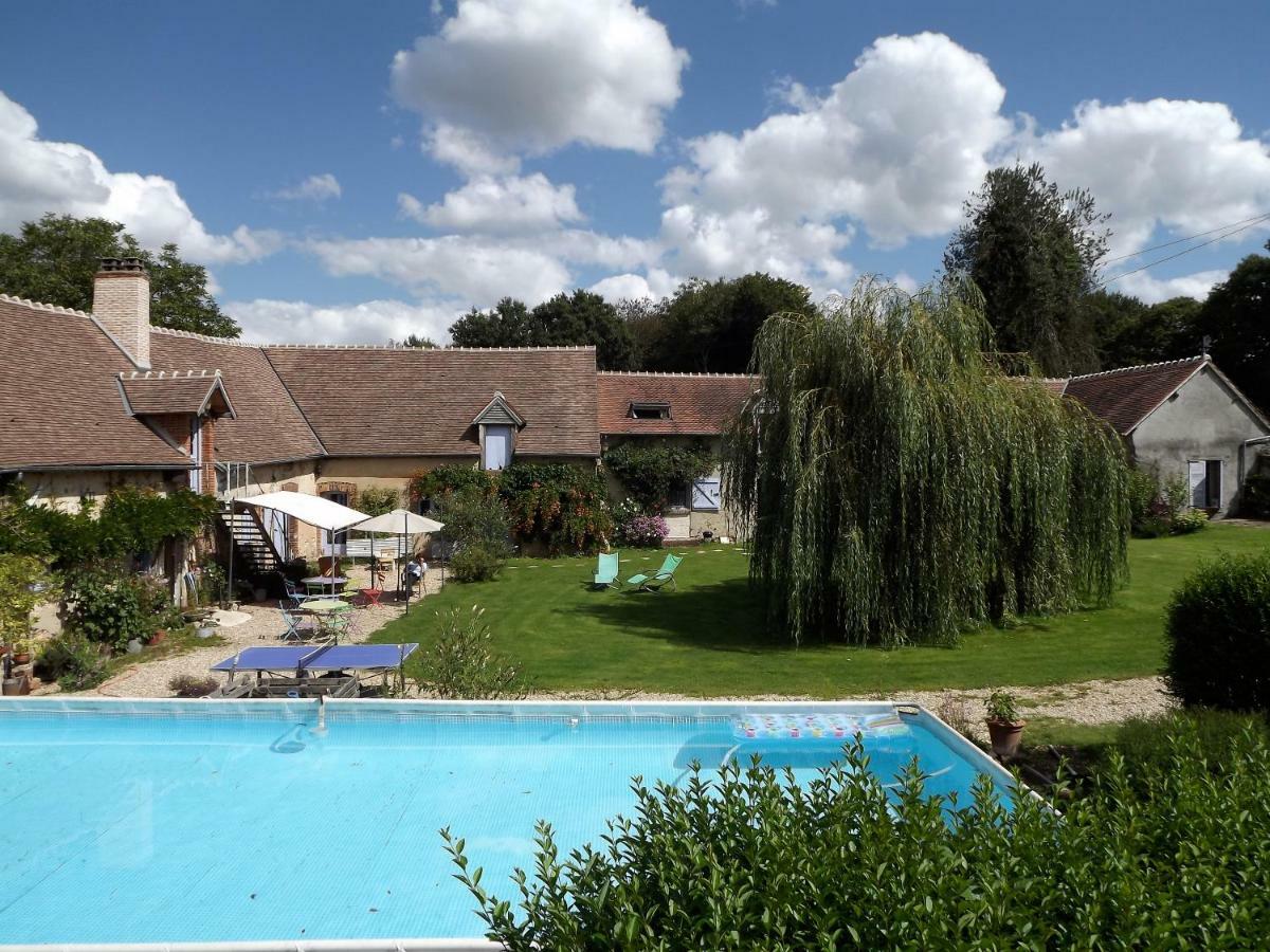 Les Anniquins Villa Ivoy-le-Pre Luaran gambar